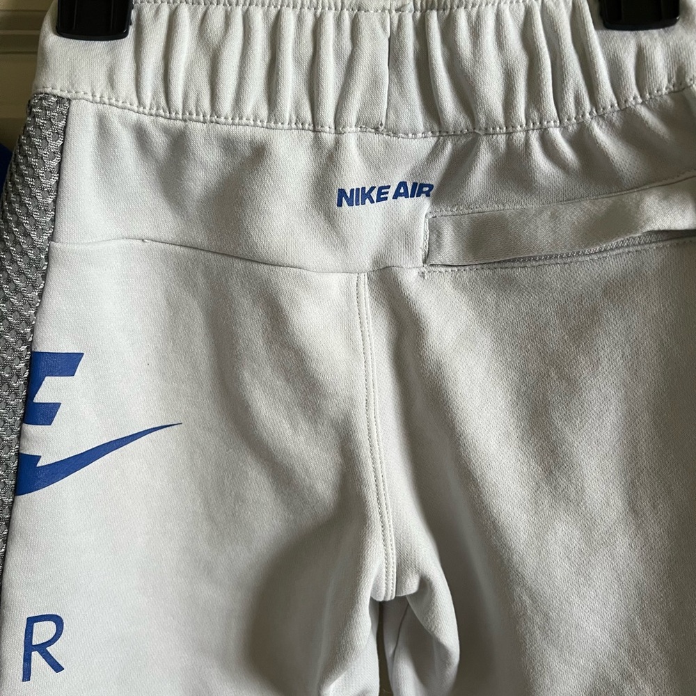 Boy’s Nike Shirt & Shorts - Picture 6 of 8